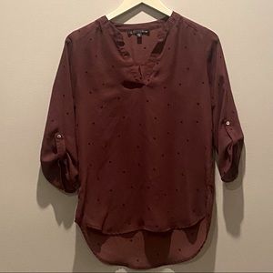 2/$20 S.R.by Sweet Rain Burgundy with Black StarTop Blouse Small S